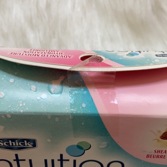 Schick Intuition plus 3 cartridges set - Picture 4 of 4